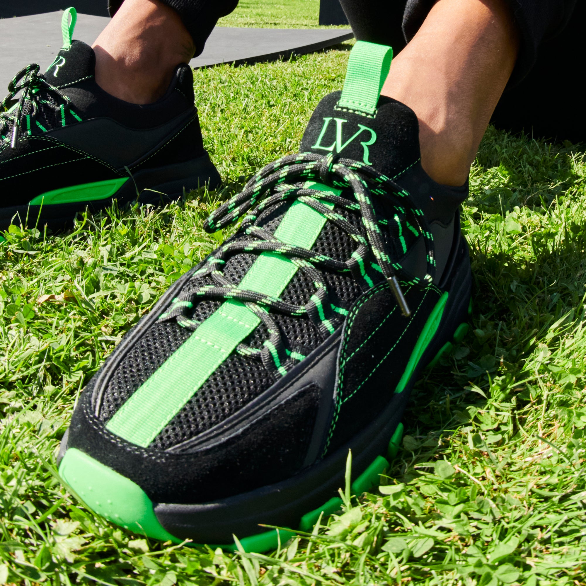 LAVAIR Creator EVO Sneaker Lifestyle On Foot Close-Up.